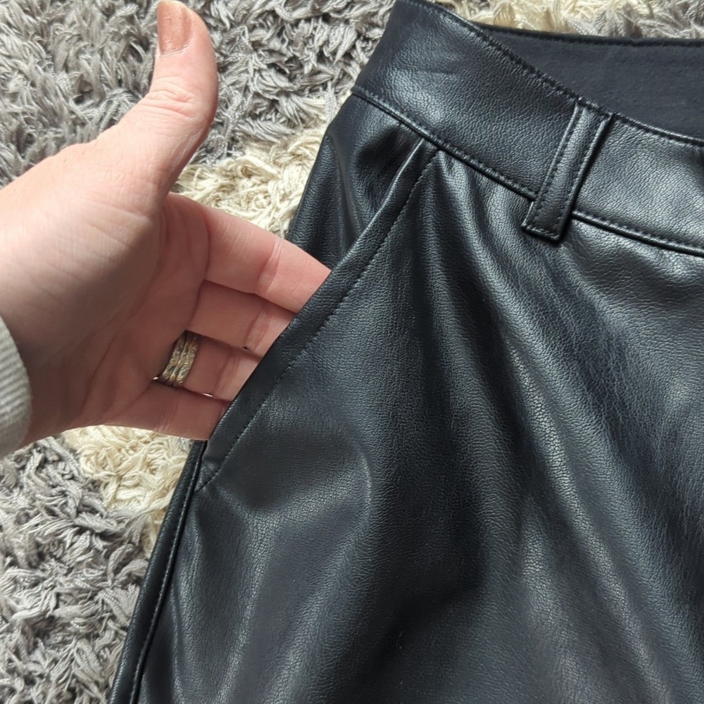 Splendid Faux Leather Blank Ankle Pant Size Women's 4 - Picture 5 of 9